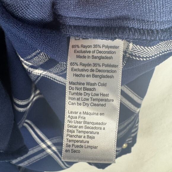 Jachs Girlfriend Womens Flannel Shirt Large Blue White Plaid Button Up EUC - Picture 4 of 10